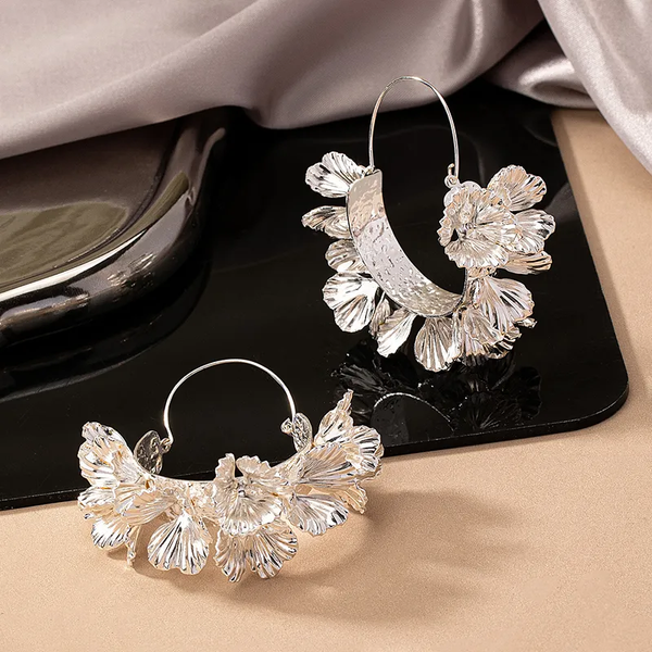 Elegant Flower Plating Earrings